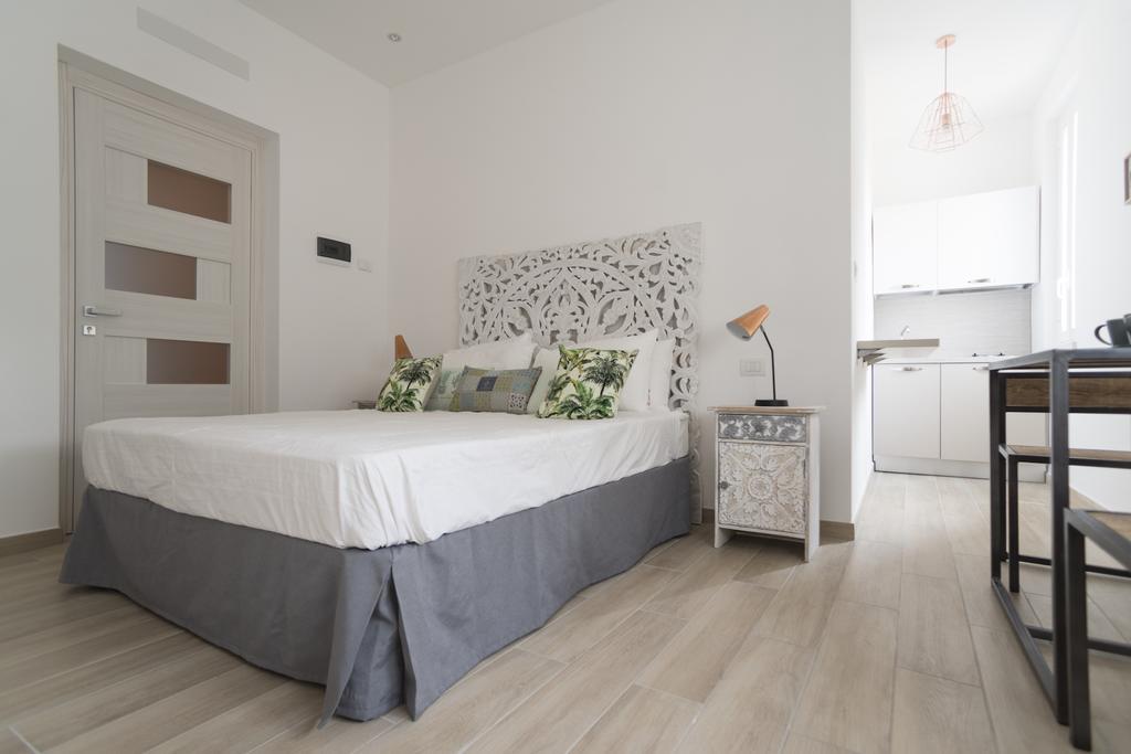 La Maison Extravagante Saronno Bagian luar foto